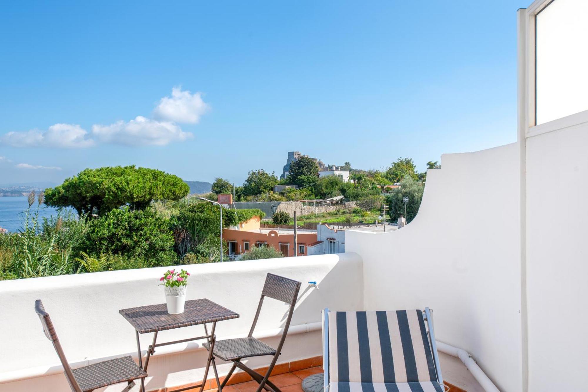 La Baia Blu - Ischia Apartment Bagian luar foto