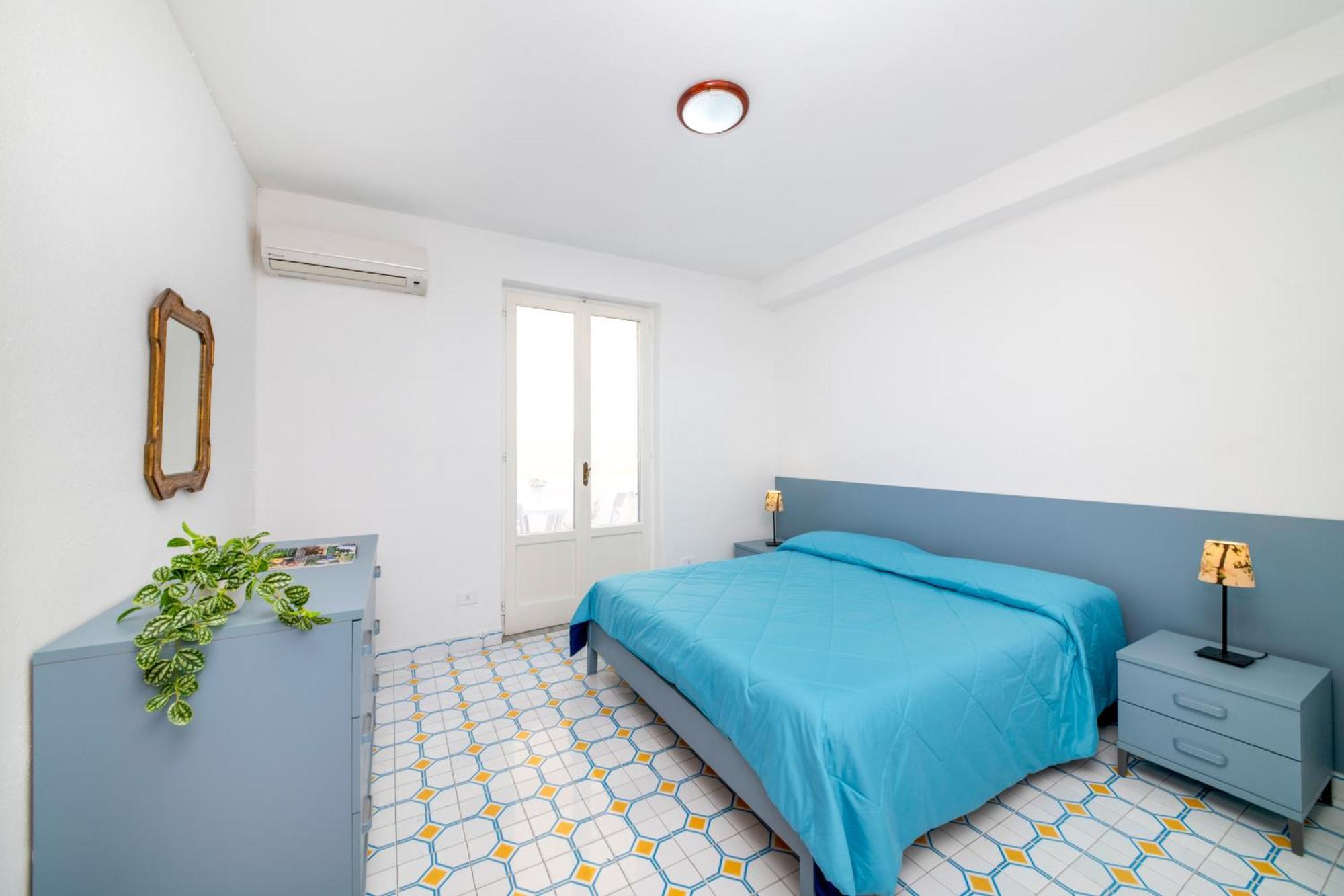 La Baia Blu - Ischia Apartment Bagian luar foto