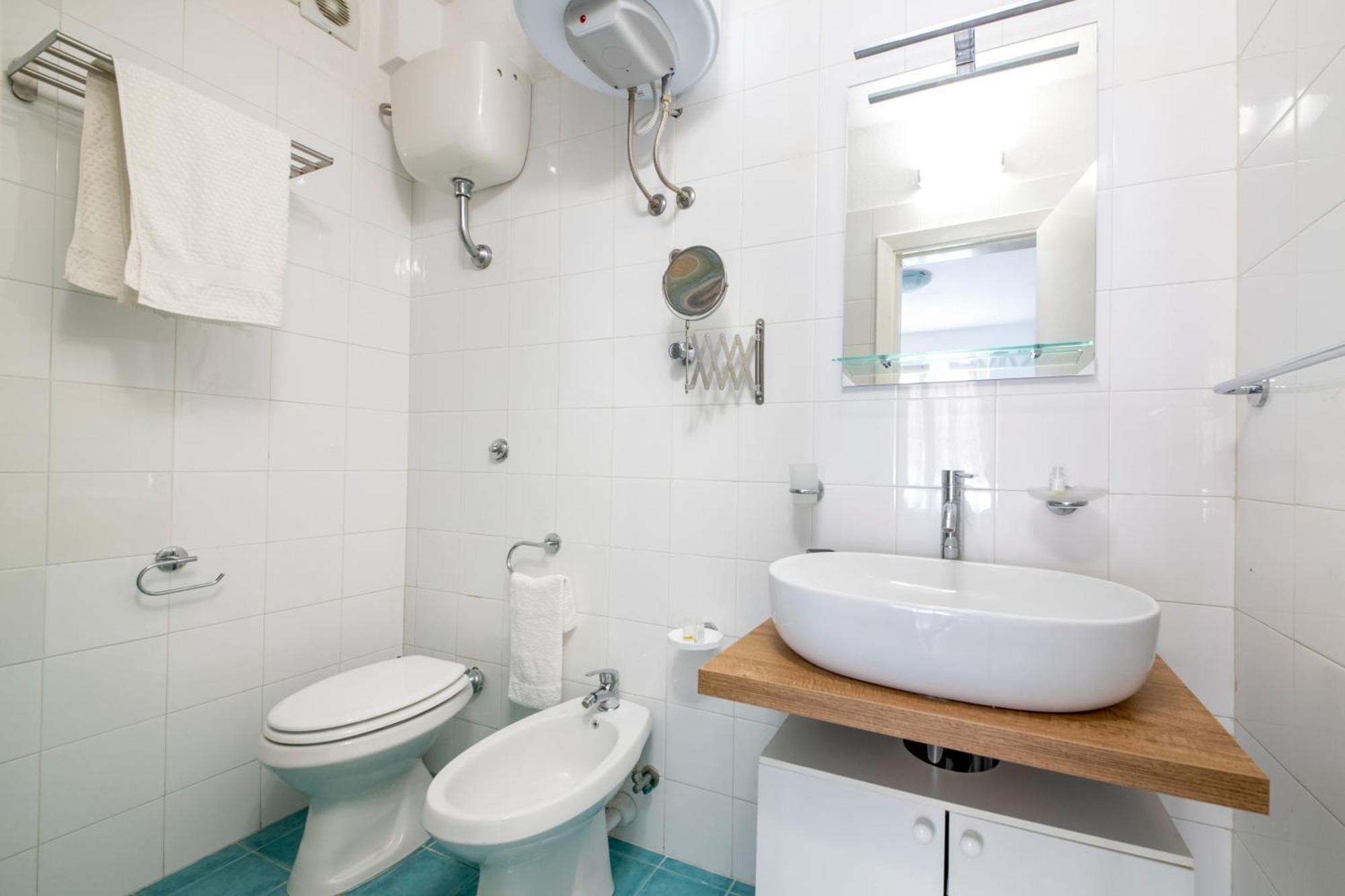 La Baia Blu - Ischia Apartment Bagian luar foto